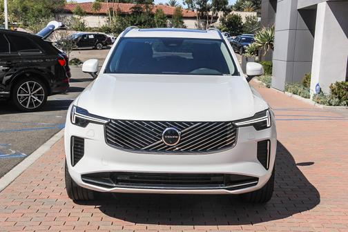 2025 Volvo XC90 B6 (2025.5) Plus 7-Seater