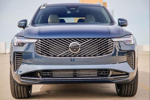 Denim Blue Metallic 2026 Volvo XC90 Plug-In Hybrid Ultra, T8 AWD, Electric/Gasoline, Bright, 7 Seats