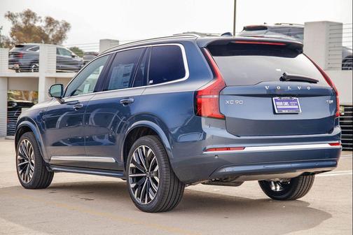 Denim Blue Metallic 2026 Volvo XC90 Plug-In Hybrid Ultra, T8 AWD, Electric/Gasoline, Bright, 7 Seats