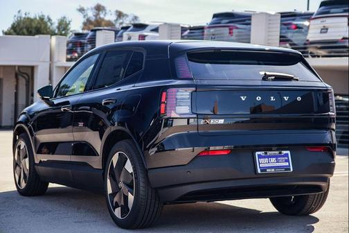 Onyx Black Metallic 2026 Volvo EX30 Plus Twin Motor Performance, Fully electric