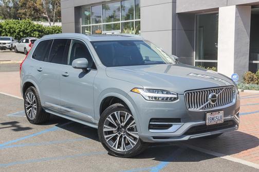 2022 Volvo XC90 Recharge Plug-In Hybrid T8 Inscription Expression Extended Range 6P