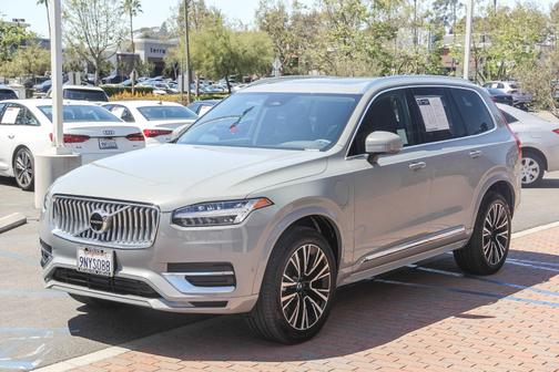 2024 Volvo XC90 Recharge Plug-In Hybrid T8 Plus Bright 7-Seater