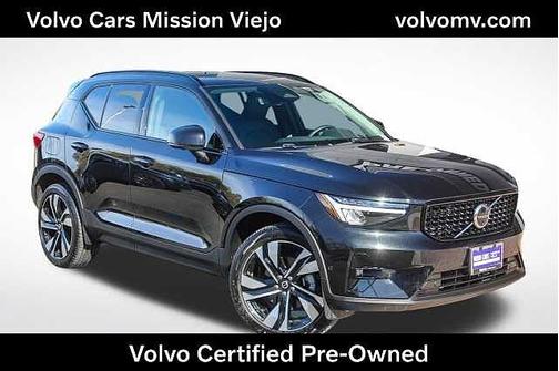 2025 Volvo XC40 Plus