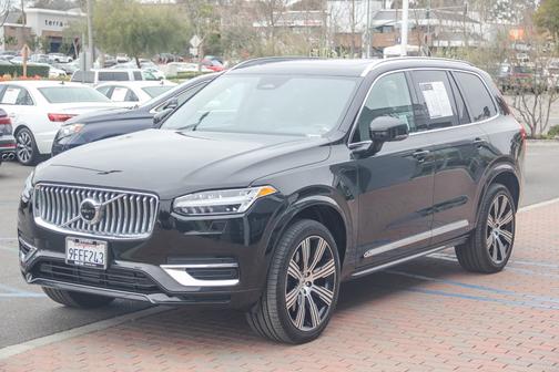 2023 Volvo XC90 Recharge Plug-In Hybrid Plus Bright 7-Seater