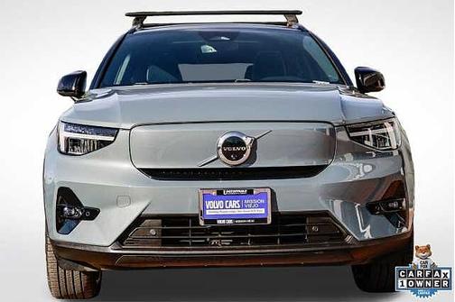 2023 Volvo XC40 Plus