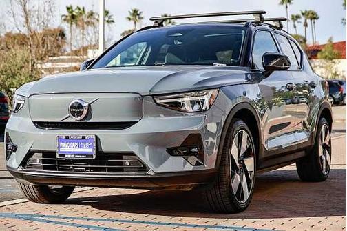 2023 Volvo XC40 Plus