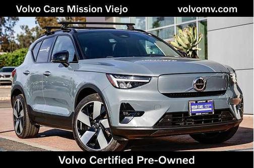 2023 Volvo XC40 Plus