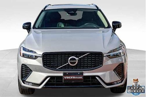 2025 Volvo XC60 Core