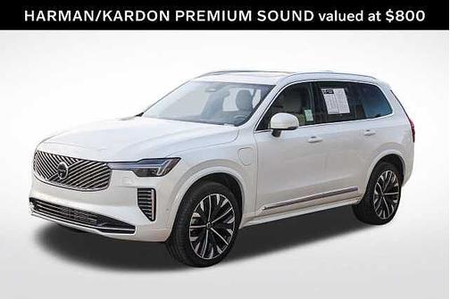 2025 Volvo XC90 Plus