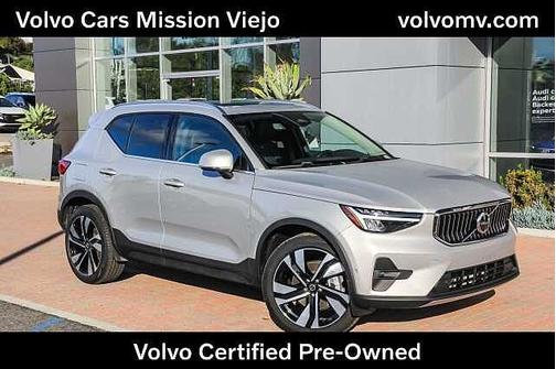 2025 Volvo XC40 Plus