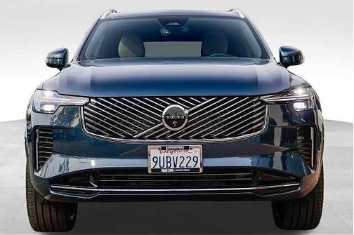 2025 Volvo XC90 Plus