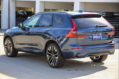 Denim Blue Metallic 2026 Volvo XC60 B5 Ultra
