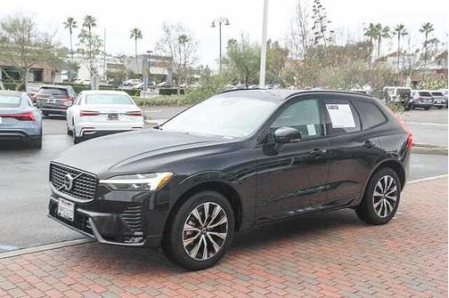 2025 Volvo XC60 Plus