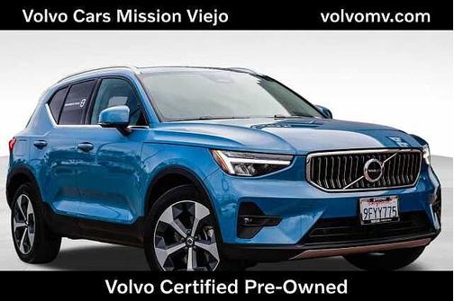 2023 Volvo XC40 