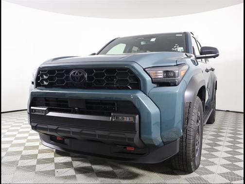 Everest 2026 Toyota 4Runner TRD Off Road Premium
