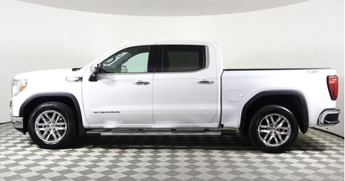 2022 GMC Sierra 1500 SLT