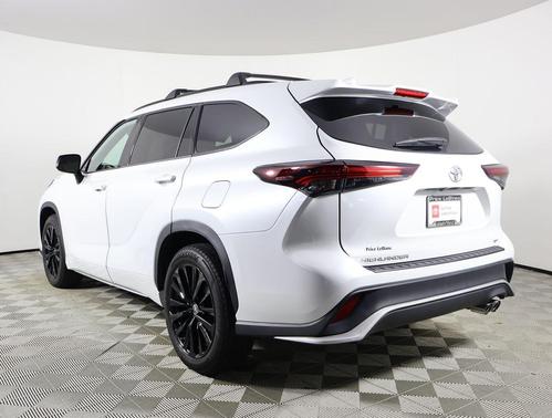 2024 Toyota Highlander XSE