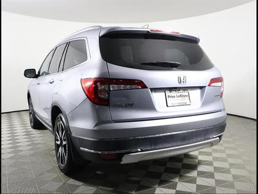 2020 Honda Pilot Touring 8-Passenger