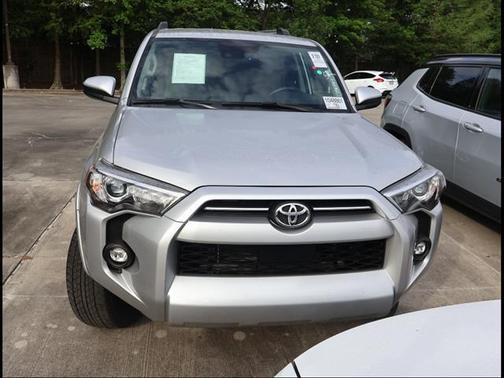 Classic Silver Metallic 2024 Toyota 4Runner SR5