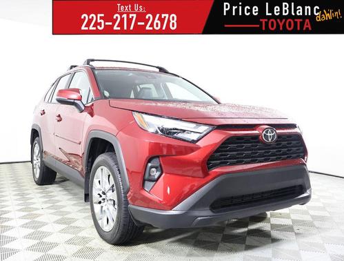 2025 Toyota RAV4 XLE Premium
