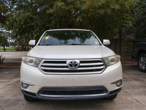 2012 Toyota Highlander SE