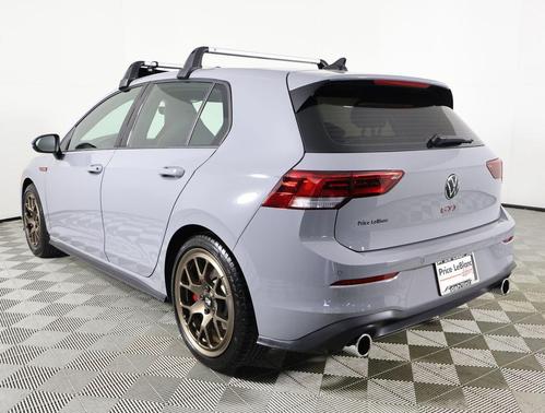 2024 Volkswagen Golf GTI 2.0T SE DSG