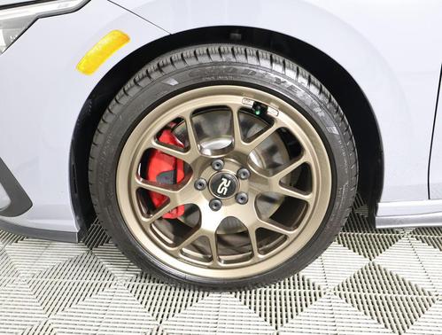 2024 Volkswagen Golf GTI 2.0T SE DSG