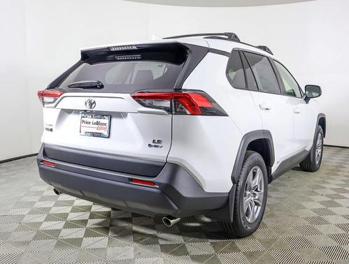 2025 Toyota RAV4 Hybrid LE
