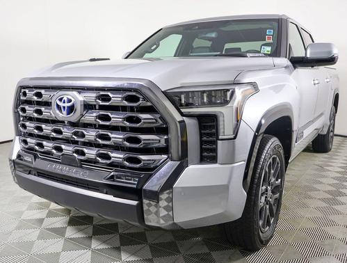 2024 Toyota Tundra Hybrid Platinum