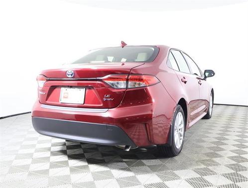 2025 Toyota Corolla Hybrid LE