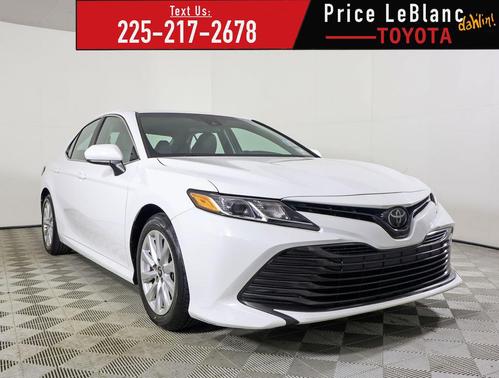 2018 Toyota Camry LE