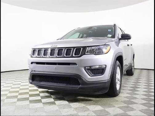 Billet Silver Metallic Clearcoat 2019 Jeep Compass Sport