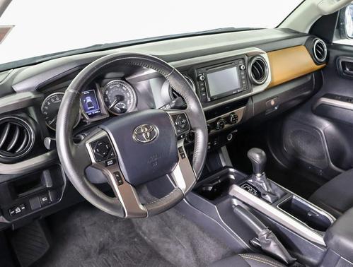 2018 Toyota Tacoma SR5
