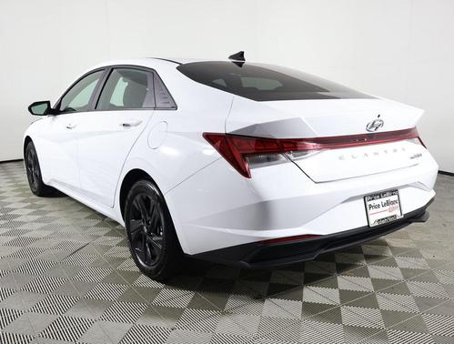 2023 Hyundai ELANTRA HEV Blue