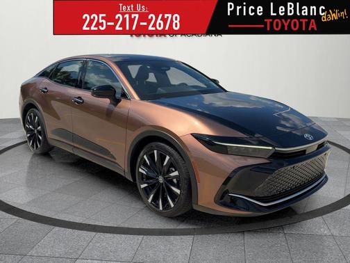 2023 Toyota Crown Platinum