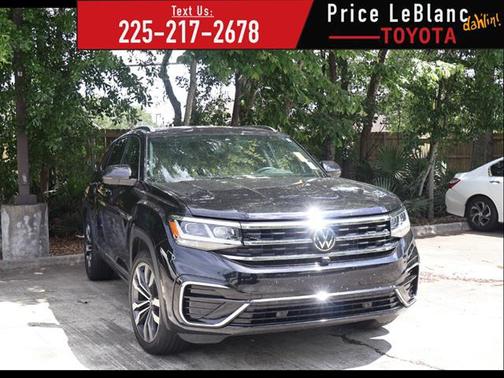 BLACK 2023 Volkswagen Atlas Cross Sport 3.6L V6 SEL Premium R-Line