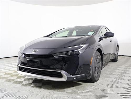 2025 Toyota Prius Plug-In Hybrid SE