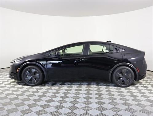 2025 Toyota Prius Plug-In Hybrid SE