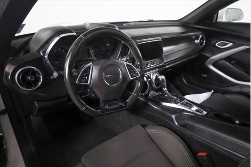 2020 Chevrolet Camaro RWD Coupe LT1