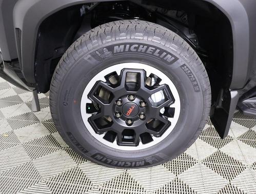 2025 Toyota 4Runner TRD Off Road