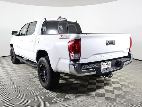 2016 Toyota Tacoma SR5