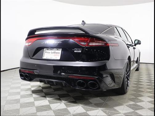 Aurora Black 2022 Kia Stinger GT2