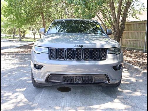 GRAY 2021 Jeep Grand Cherokee Laredo