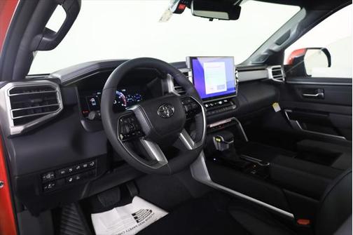 2025 Toyota Tundra Hybrid Platinum