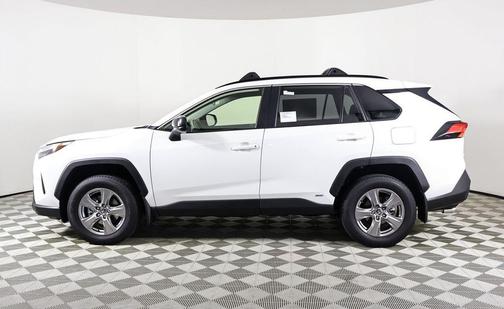 2025 Toyota RAV4 Hybrid LE