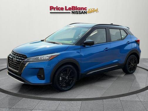 2023 Nissan Kicks SR