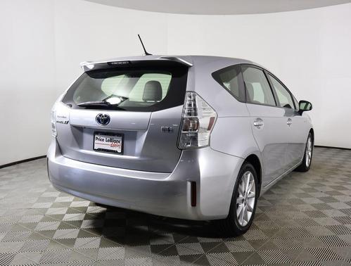2014 Toyota Prius v Two