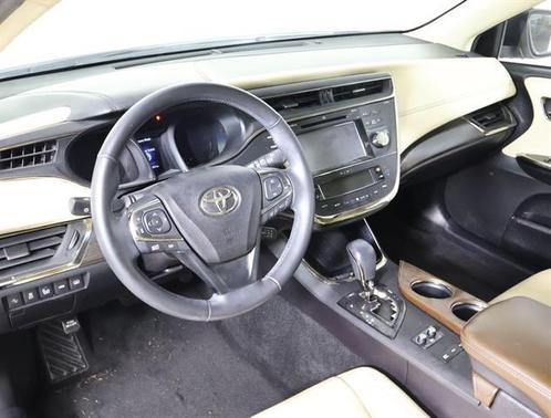 2016 Toyota Avalon Hybrid XLE Premium
