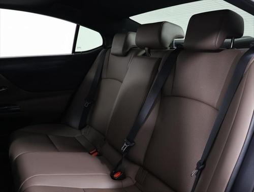 2023 Lexus ES 350 Base