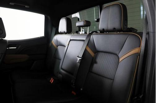 2023 GMC Canyon Base